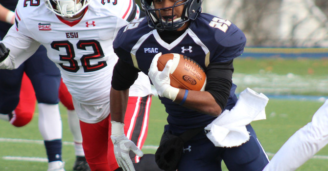Fall Sports and Teen Athletes: How to Stay Healthy All Season Long image